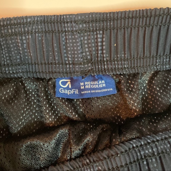 GAP shorts - Picture 3 of 3